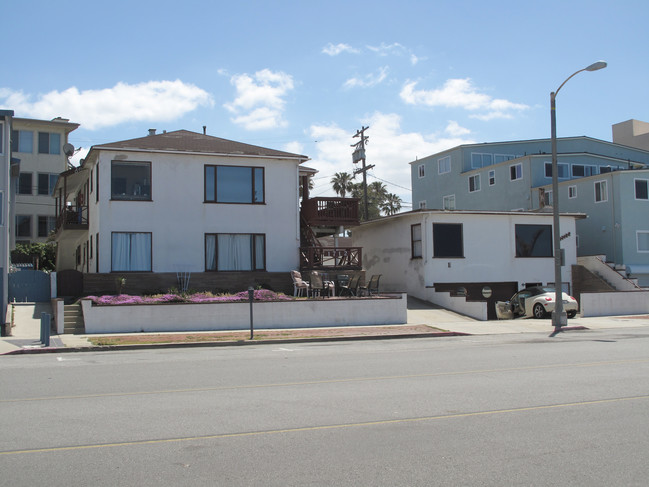 1712 Esplanade in Redondo Beach, CA - Building Photo - Building Photo