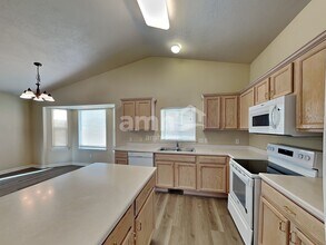 1716 S 2900 E St in Spanish Fork, UT - Foto de edificio - Building Photo