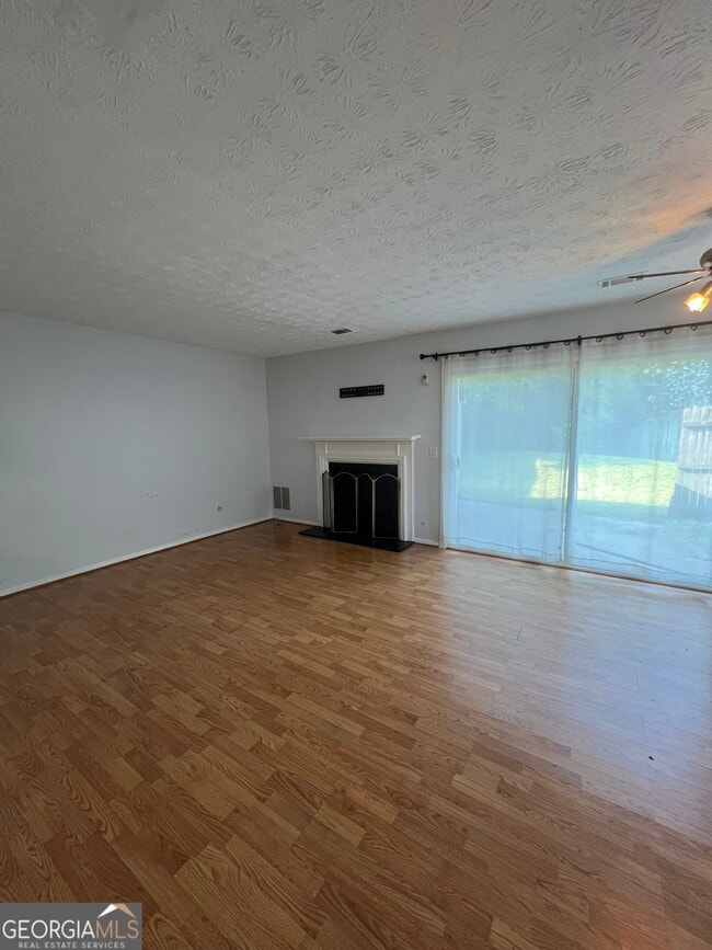 1535 Inverness Dr in Stone Mountain, GA - Building Photo - Building Photo