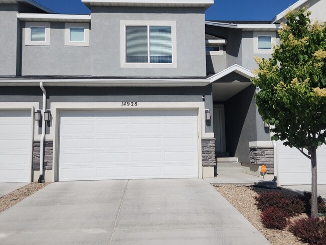 property at 14928 Messi St