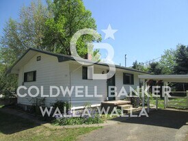 539 SW 6th St in College Place, WA - Building Photo