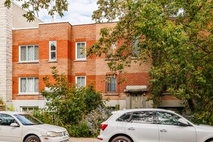 2217 Régent Av in Montréal, QC - Building Photo