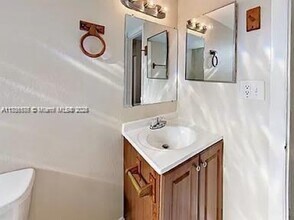 624 SW 16th Ave in Fort Lauderdale, FL - Foto de edificio - Building Photo