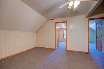 634 Hays St-Unit -#1F in Rockdale, IL - Foto de edificio - Building Photo