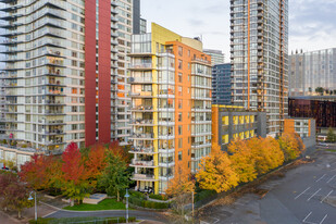 Cooper's Lookout in Vancouver, BC - Building Photo - Building Photo