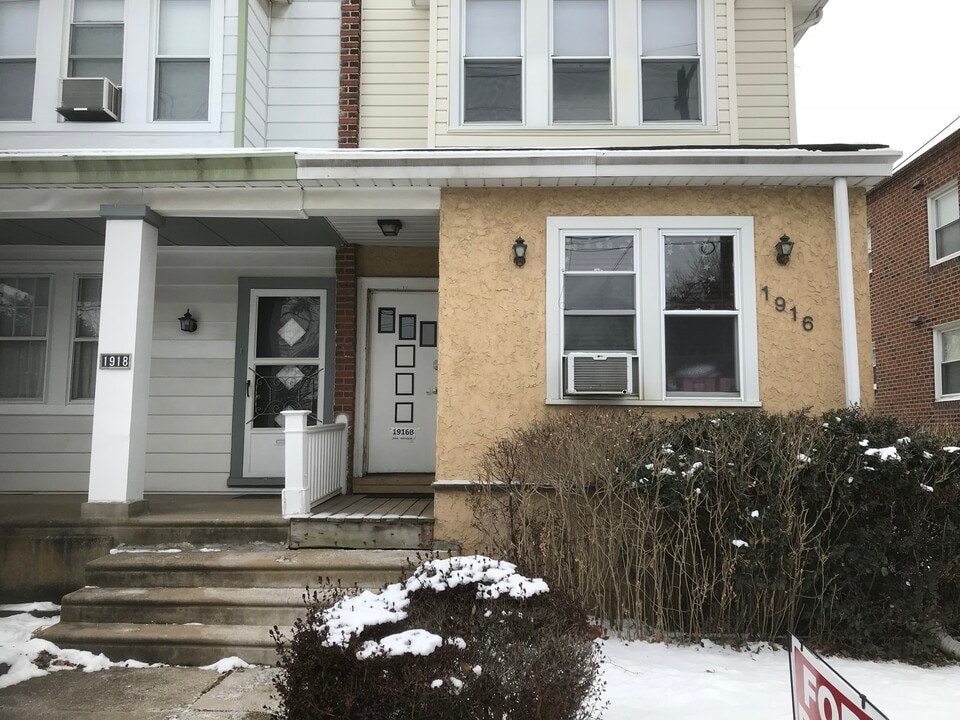 1916 Griffith St in Philadelphia, PA - Building Photo