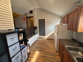 47 W Bridge St, Unit 1 upstairs in Oswego, NY - Building Photo