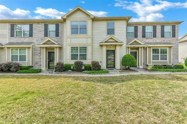 property at 6928 Carrington Ln