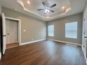 2875 Amber Ave in Groves, TX - Building Photo - Building Photo