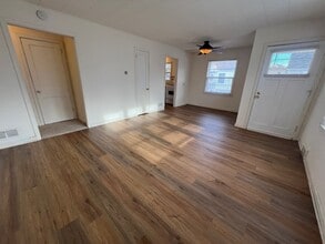 152 Rodney Ct in Madison, WI - Foto de edificio - Building Photo