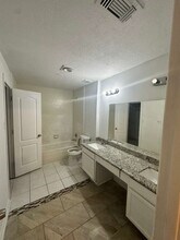 2415 Blackridge Rd in Houston, TX - Building Photo - Building Photo