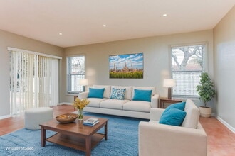 6031 NW 42nd Way in Coconut Creek, FL - Building Photo - Building Photo