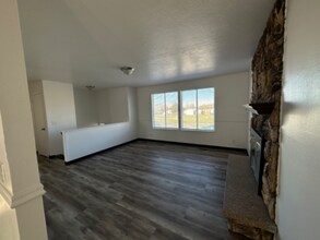 535 W 400 N in Tooele, UT - Foto de edificio - Building Photo