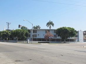 804 N Garfield Ave in Montebello, CA - Building Photo - Building Photo