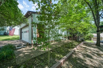 30 Woodland Terrace in Crossville, TN - Foto de edificio - Building Photo