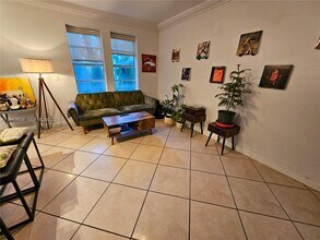 1559 Michigan Ave in Miami Beach, FL - Building Photo - Building Photo