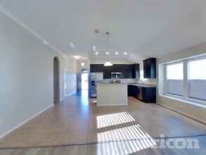 313 Lucky Landing Dr, Unit Glee-1414 in Wilmer, TX - Building Photo - Building Photo