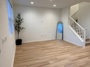 32398 Brunello Way in Temecula, CA - Building Photo - Building Photo