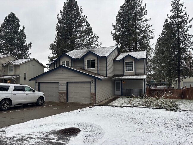 property at 12733 N Dakota St