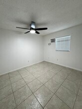 3435 Hi St, Unit 3435 in Lake Worth Beach, FL - Foto de edificio - Building Photo