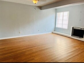 3121 Park Ln in Dallas, TX - Building Photo - Building Photo