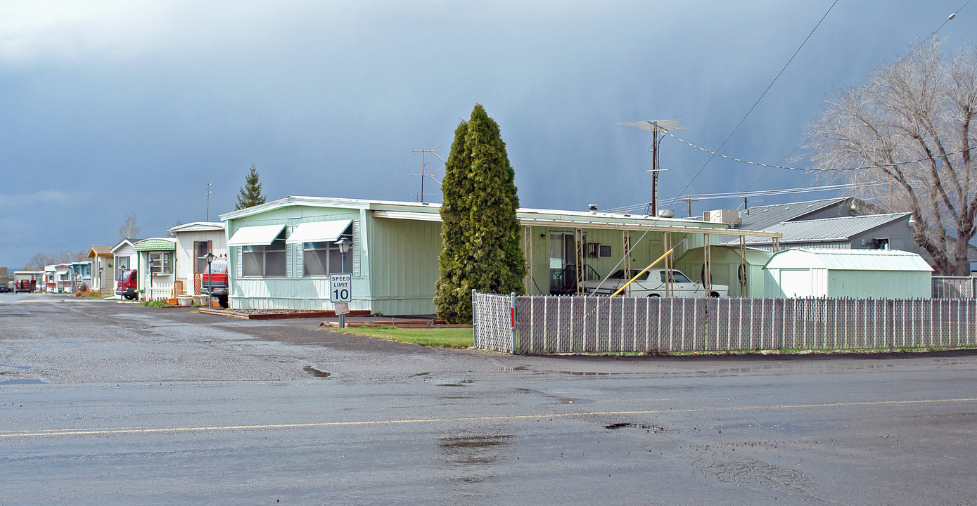 419 Fruitland Ave in Buhl, ID - Building Photo