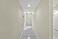 340 NW 67th St in Boca Raton, FL - Building Photo - Building Photo