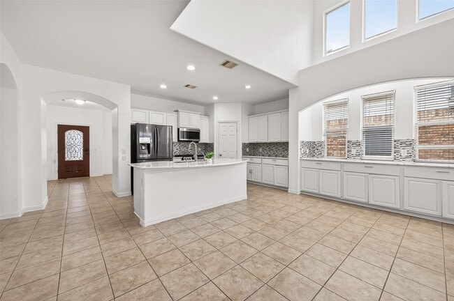 5519 Jay Thrush Dr
