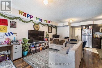 2480-2480 Post Rd in Oakville, ON - Building Photo - Building Photo