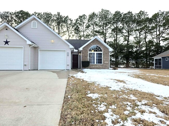 102 Hunter's Way in Fruitland, MD - Building Photo - Building Photo