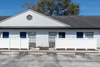 Vivo Living Jacksonville in Jacksonville, FL - Building Photo - Building Photo