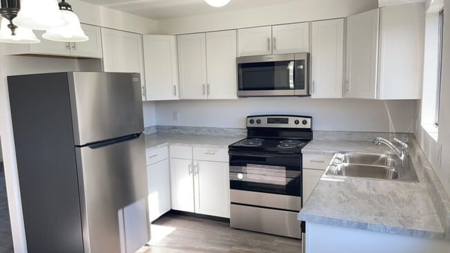 property at 71 Tracy Ave