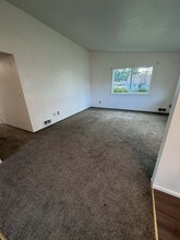 725 Edelweiss Ln SE in Olympia, WA - Building Photo - Building Photo