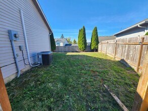 19420 Valley View Dr in Arlington, WA - Building Photo - Building Photo