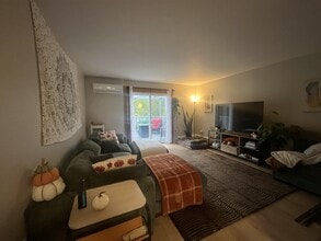 21 Harris St in Port Hope, ON - Building Photo - Building Photo