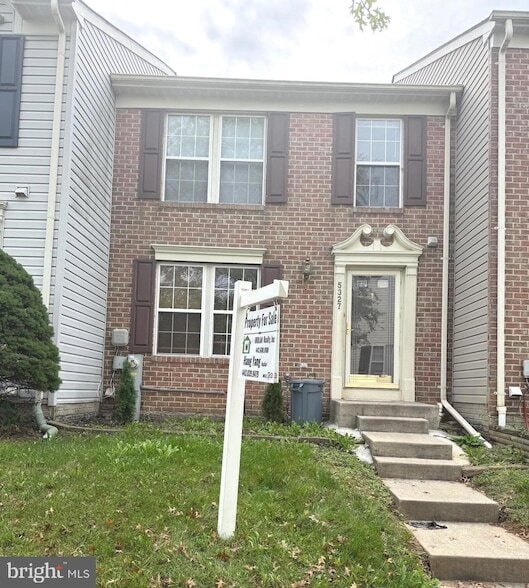 property at 5327 Abbeywood Ct