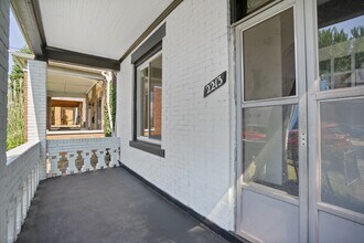 2213 Woodstock Ave in Pittsburgh, PA - Building Photo - Building Photo