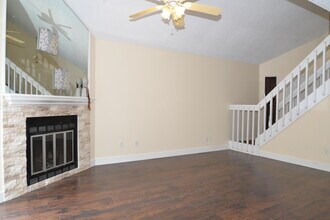 9960 Moorings Dr in Jacksonville, FL - Building Photo - Building Photo