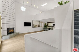 115 Galleon St in Marina Del Rey, CA - Building Photo - Building Photo
