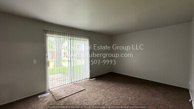 1009 Vincent Ct in Lansing, MI - Building Photo - Building Photo