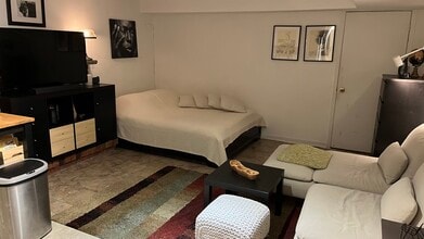 475 Saint Clarens Av in Toronto, ON - Building Photo - Building Photo