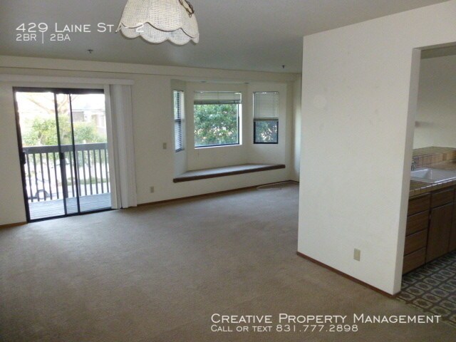 429 Laine St-Unit -2 in Monterey, CA - Foto de edificio - Building Photo