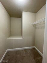 10164 S Driftwood Estate St in Las Vegas, NV - Building Photo