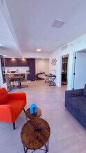 227 NE 2nd St in Miami, FL - Building Photo - Building Photo
