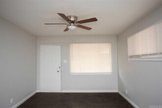 11 Fairmont Dr in Little Rock, AR - Building Photo - Building Photo
