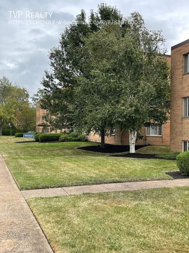 property at 8 E Erie Ave