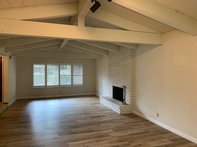 25 Northwood Commons Pl in Chico, CA - Building Photo - Building Photo