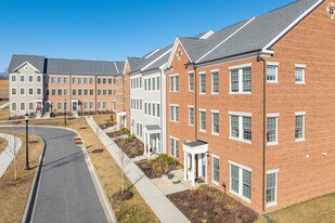 Parkside at Warfield in Sykesville, MD - Building Photo