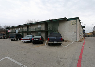 South Plaza Apartments in Fort Worth, TX - Building Photo - Building Photo