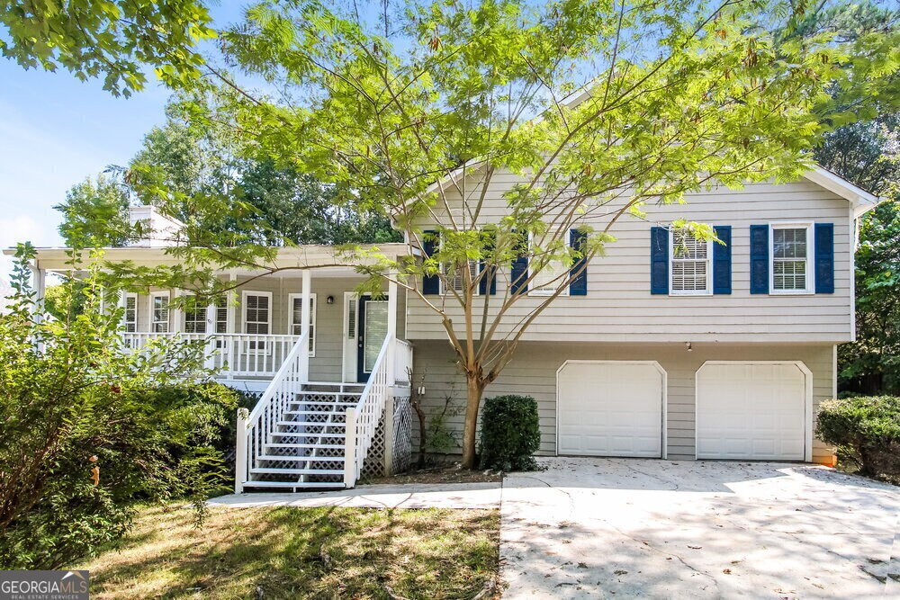 895 Old Spring Way NE in Sugar Hill, GA - Building Photo